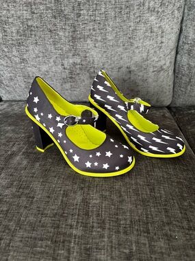 Chocolaticas High Heels Storm Women's Mary Jane Pump by Hot Chocolate Design